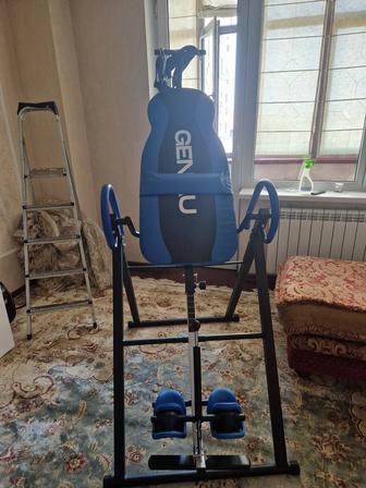 Продам инверсионный стол в отличном состоянии.