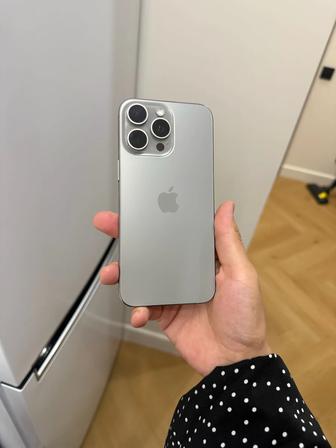 Iphone 15 pro max 256 titan