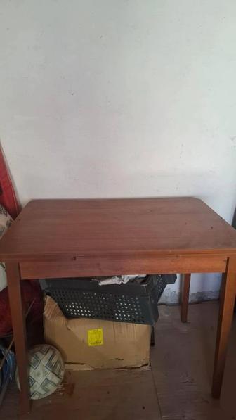 Продам стол раздвижной