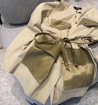 Продается костюм