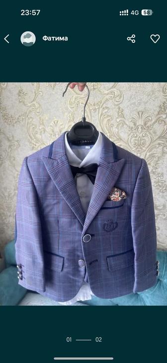 Продается тройка костюм для мальчика