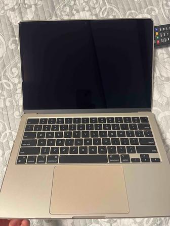 Продам MacBook Air M3 13.6 (2024)
