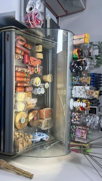 Витринный холодильник