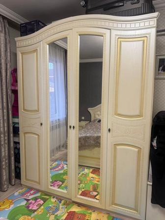 Спальная гарнитура