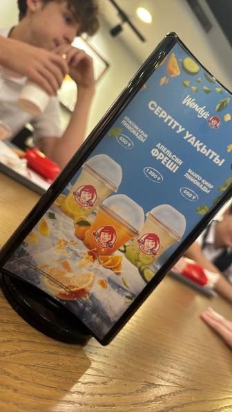 Реклама wendys!!!!