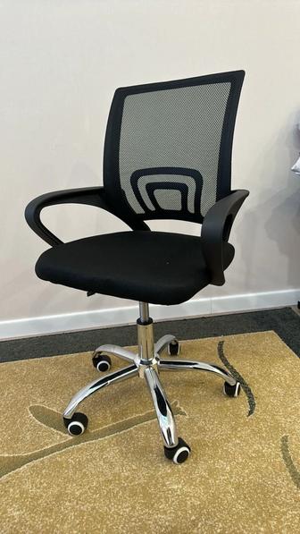 Офисные стулья