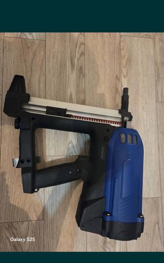 Монтажный пистолет газовый