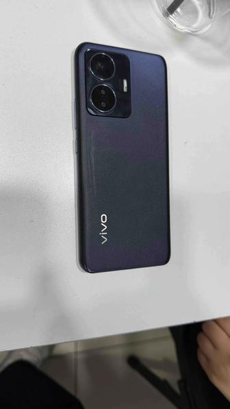 Продам vivo y55 очень срочно! Есть торг