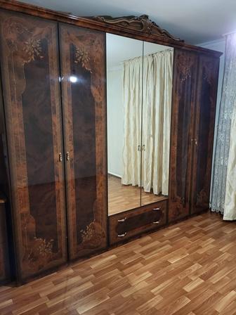 Продается спальная гарнитура