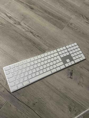 Клавиатура Apple Magic Keyboard with Numeric Keypad белый