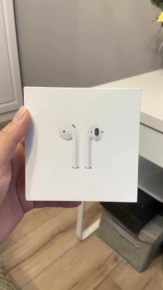 Продам AirPods