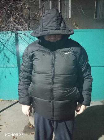 Продам куртку мужскую