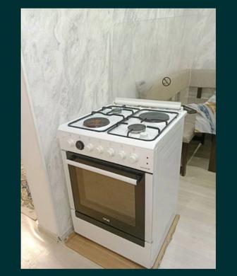 Продам газовую плиту
