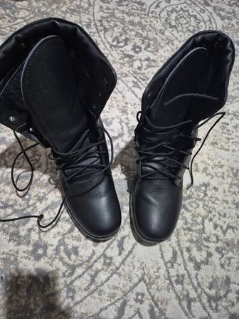 Продам берцы зимние
