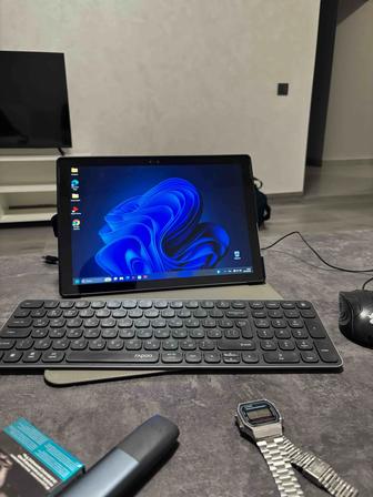 Microsoft Surface Pro 4 Intel Core
17 / 8 ГБ O3У / SSD /