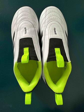 Футбольные бутсы