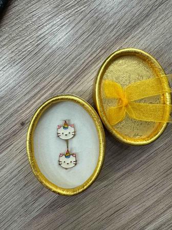 Продам серьги для девочки