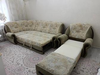 Продам диван с креслом