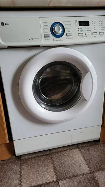 Продам стиральную машину