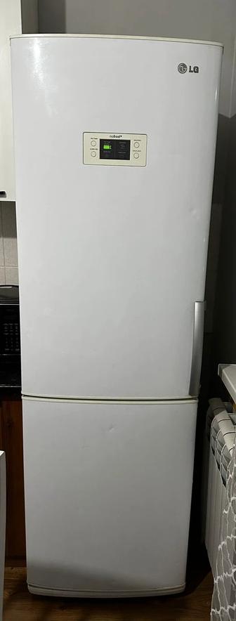 Холодильник LG