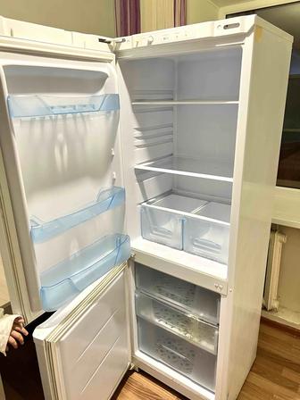 Продам Холодильник Бирюса