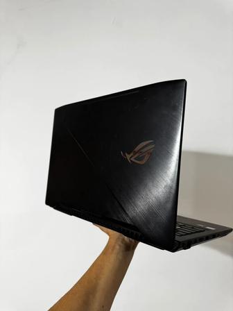 Игровой ноутбук Asus ROG