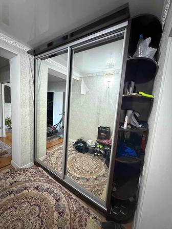 Шкафы и кровать