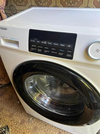 Продам стиральную машинку Haier