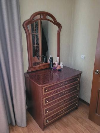 Продам спальный гарнитур в отличном состоянии