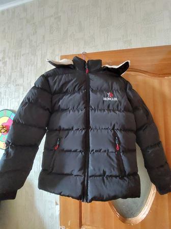 Продам зимнюю куртку