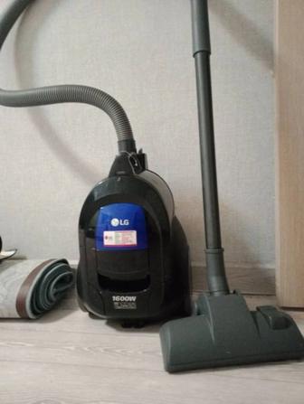 Продается пылесос