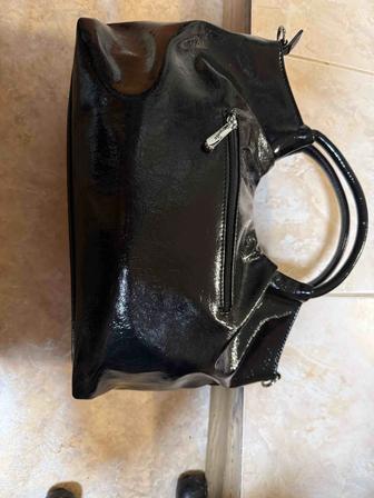 Сумка из натуральной кожи бренда Safenta новая