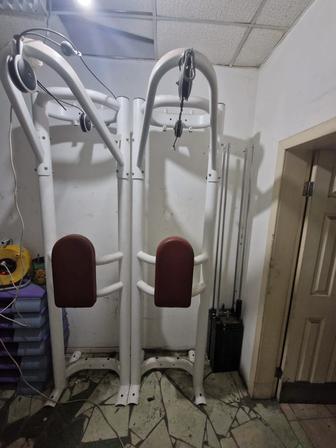 Продам трицепс станцию