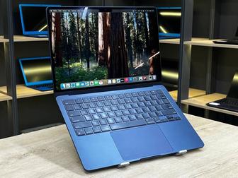 Ноутбук MacBook Air 13 2024 - 13.3 2K/Apple M3/8GB/SSD 256GB