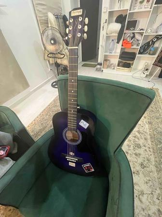 Продам гитару акустическую