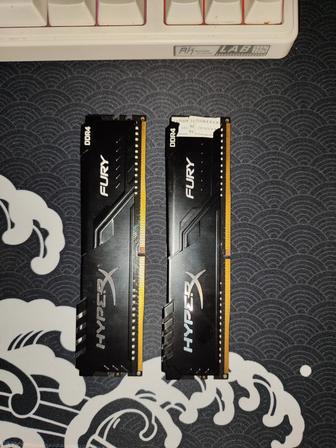 Оперативная память Kingston DDR4 2x8