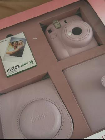 Instax 12