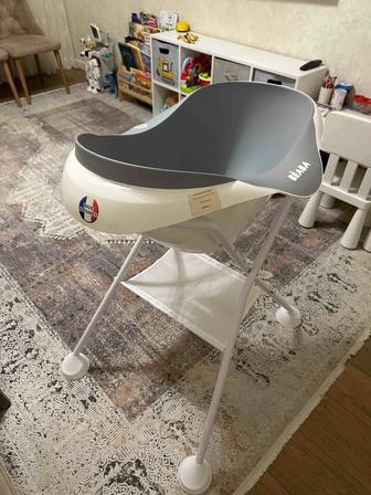 Продам ванночку Beaba с подставкой