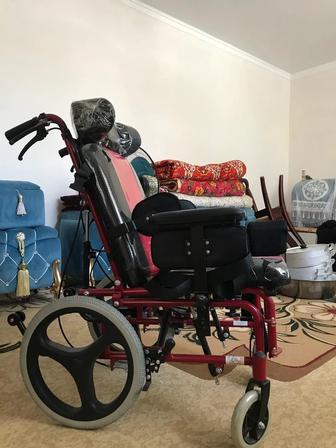 Детский инвалидный ортопедический коляска
