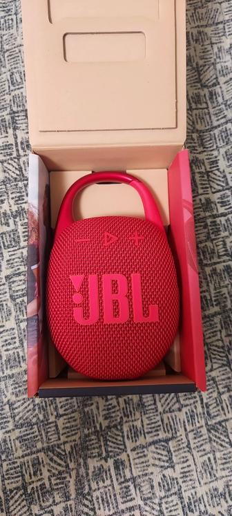 Продам новую JBL CLIP 5 Оригинал Красного цвета