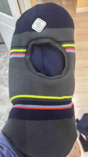 Продам детскую шапку