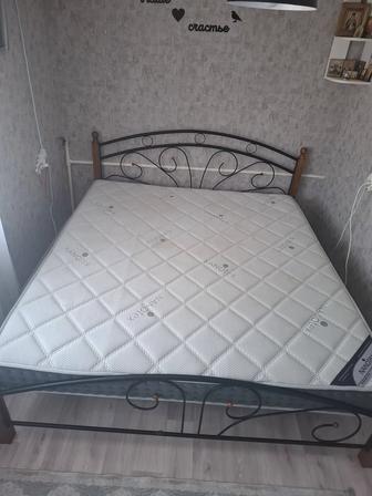 Продам кровать