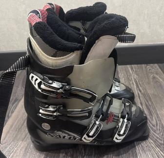 Горнолыжные ботинки Salomon, размер 27