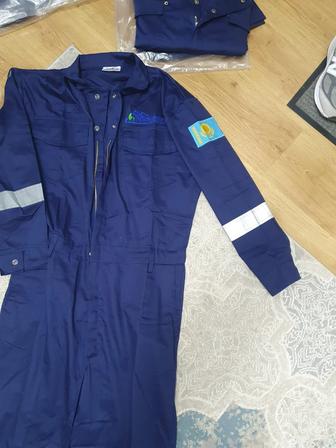 Продам, куртки и комбинезоны