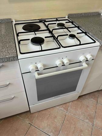 Продам газ плиту