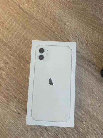 Продам айфон 11 на 128 гб