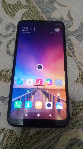 Продам смартфон Redmi7 32г