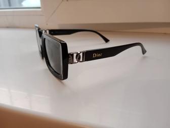 Очки женские солнцезащитные черные Полароид