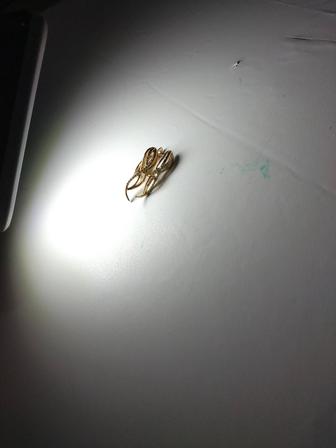 Продам медицинские сережки