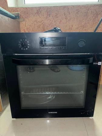 Продам духовку печь